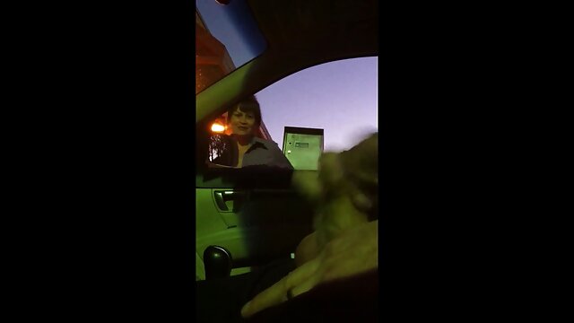 Donk วีดีโอ ชัก ว่า ว Kimmy Olsen ได้รับก้นของเธอทาน้ำมันและรูตูด dildofucked